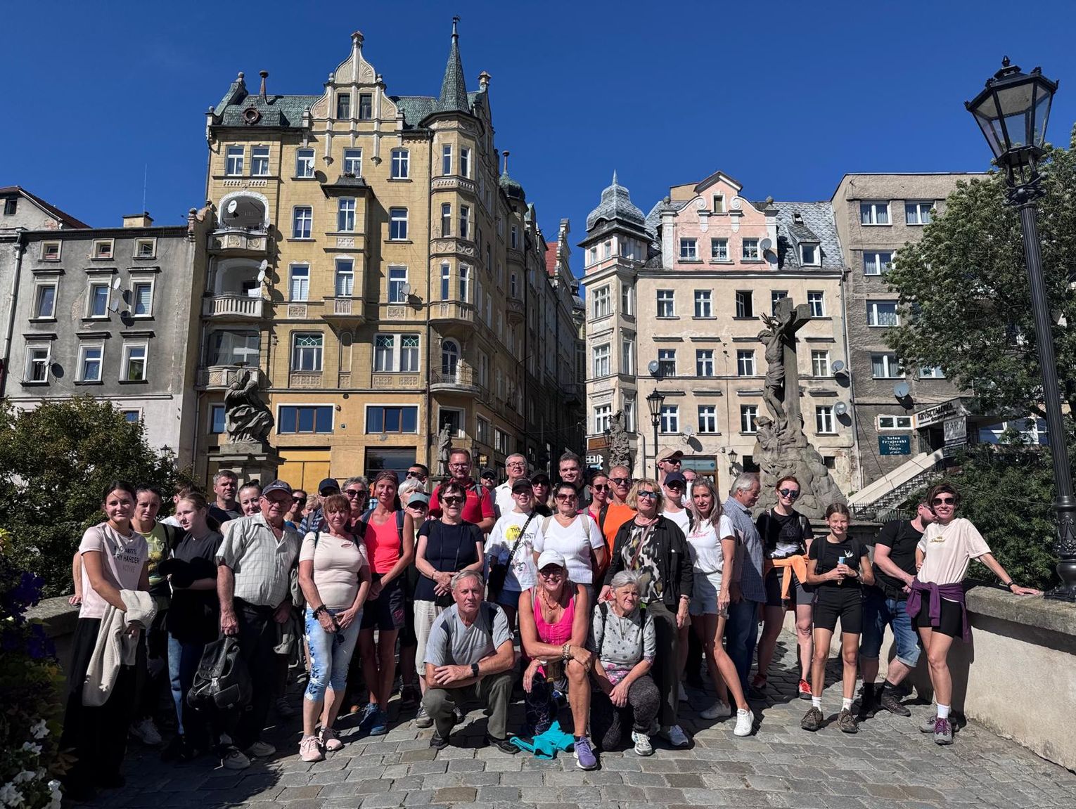 Weszli na weszli na więżę widokową i zwiedzili podziemia Kłodzka. Rada Osiedla zorganizowała wyjazd integracyjny