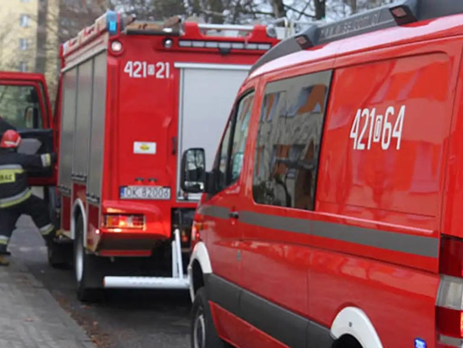 Zapach gazu na ul. Wyzwolenia. Interwencja służb po zgłoszeniach mieszkańców