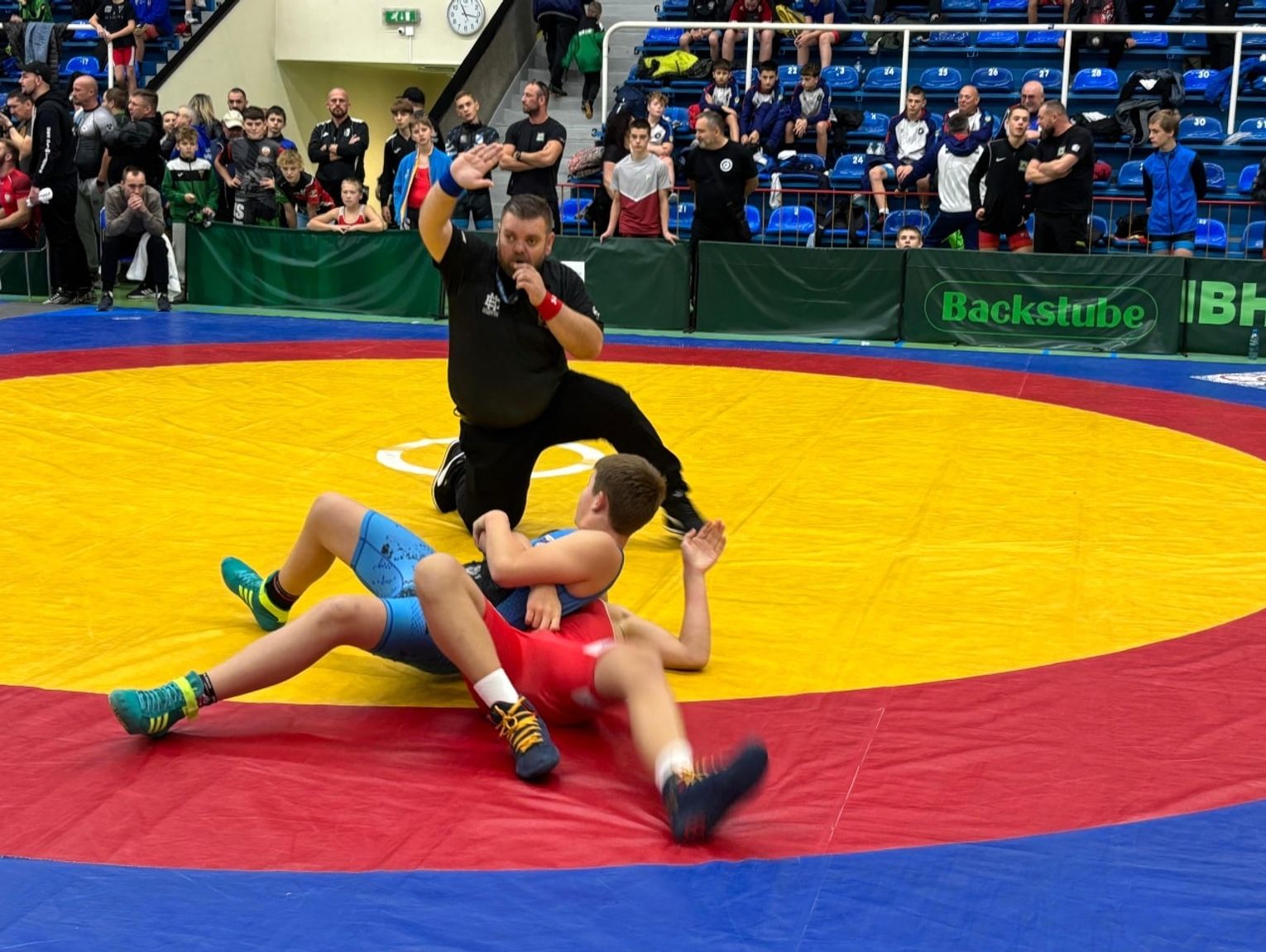 Zapaśnicze święto w hali Śródmieście. Młodzi sportowcy z czterech województw rywalizowali na macie