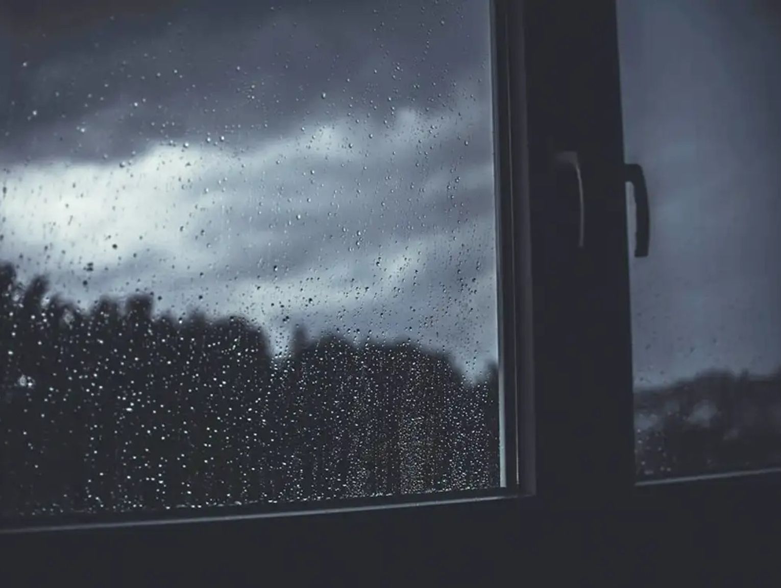 Zapowiada się kolejna deszczowa noc w powiecie kędzierzyńsko-kozielskim