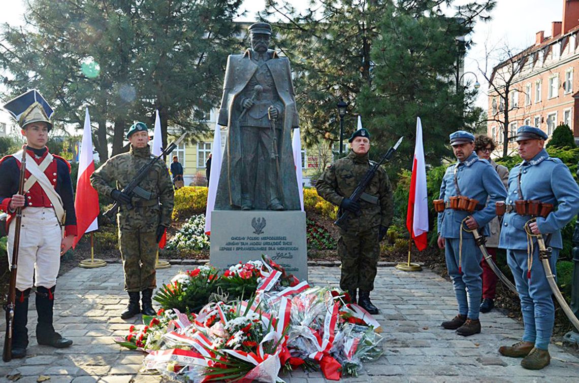 11 listopada w Kędzierzynie-Koźlu. Będzie msza i przemarsz pod pomnik Piłsudskiego