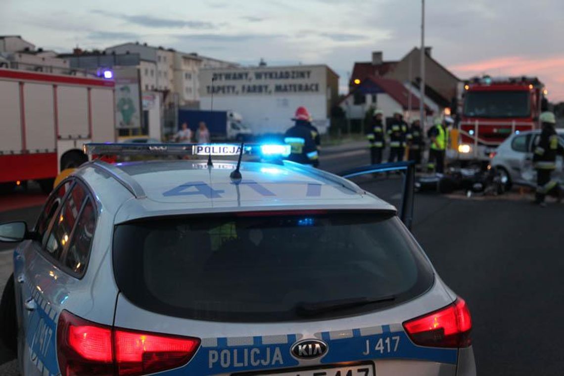 4 wypadki i 77 kolizji od początku wakacji na naszych drogach. Posypały się mandaty