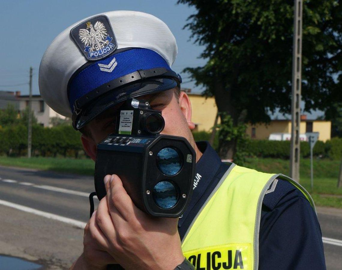 Akcja "prędkość" na drogach powiatu. Skontrolowali blisko stu kierowców