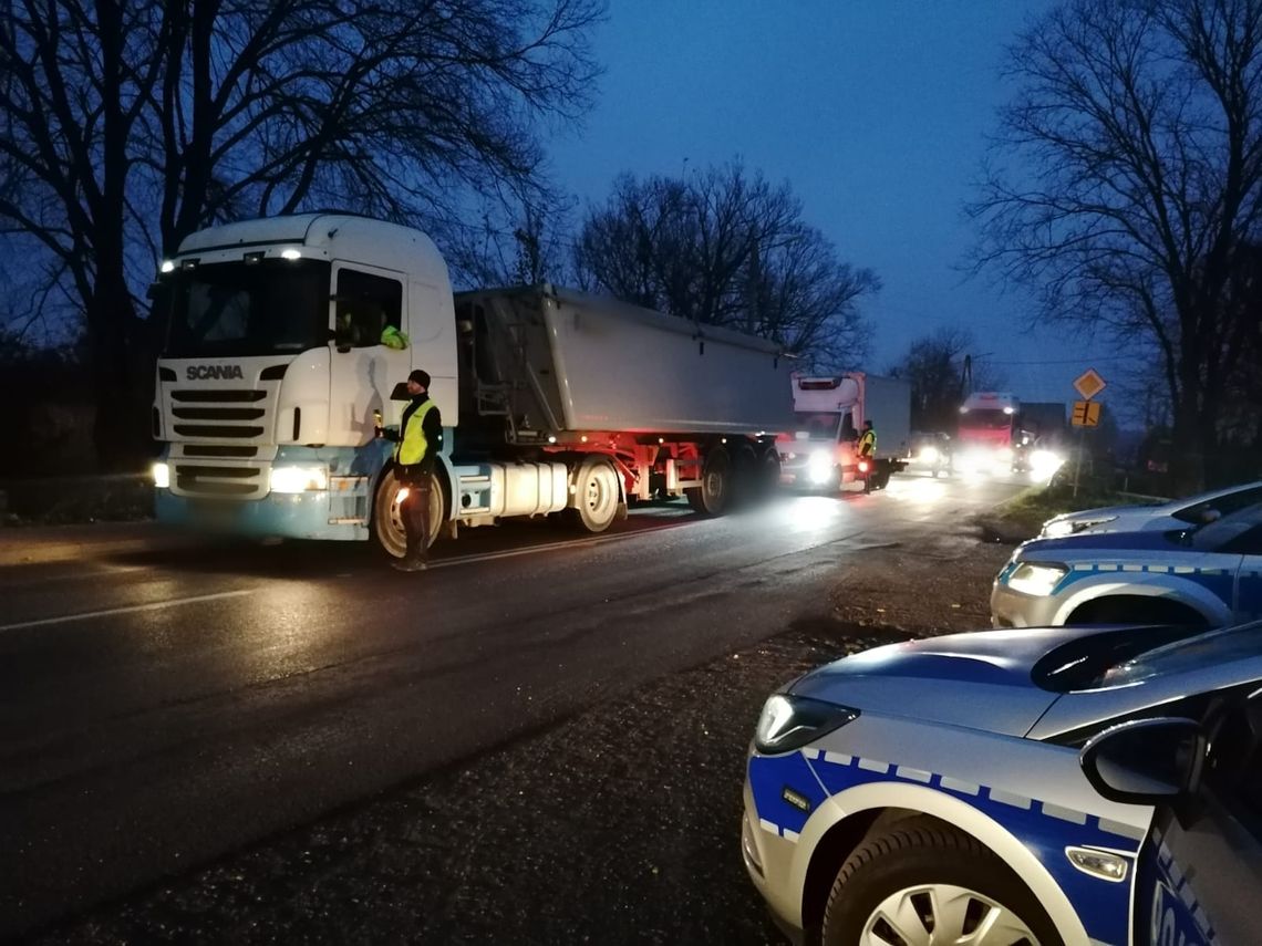 Akcja "trzeźwy poranek". Mundurowi przebadali ponad 500 kierowców, jeden z nich stracił prawo jazdy