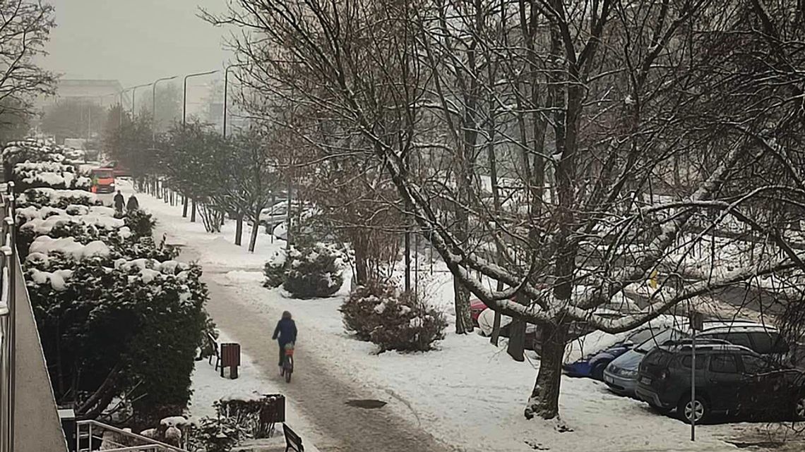 Alert RCB: zła jakość powietrza. Pojawił się smog. Lepiej zrezygnować z aktywności na zewnątrz