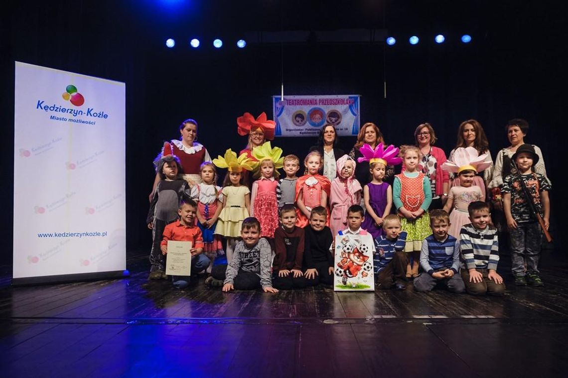 Bajtle z kędzierzyńsko-kozielskich przedszkoli gołdały po ślonsku. Kolejna odsłona Teatromanii Przedszkolaka. ZDJĘCIA