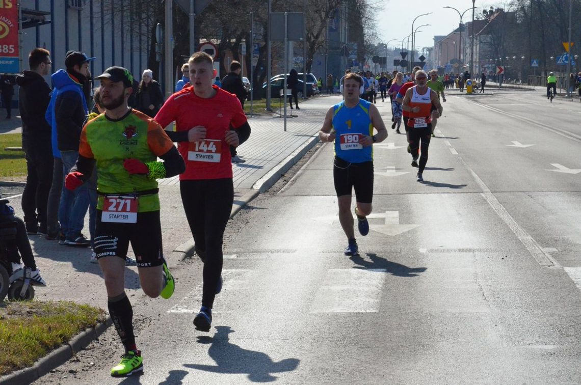 Biegacze opanują Śródmieście. W niedzielę półmaraton pamięci Jana Bułkowskiego