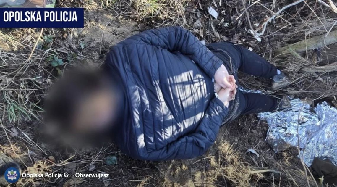 Brutalny mord siekierą w sąsiednim powiecie. Nie żyją dwie osoby. Policja zatrzymała 17-latka Brutalny mord siekierą w sąsiednim powiecie. Nie żyją dwie osoby. Policja zatrzymała 17-latka
