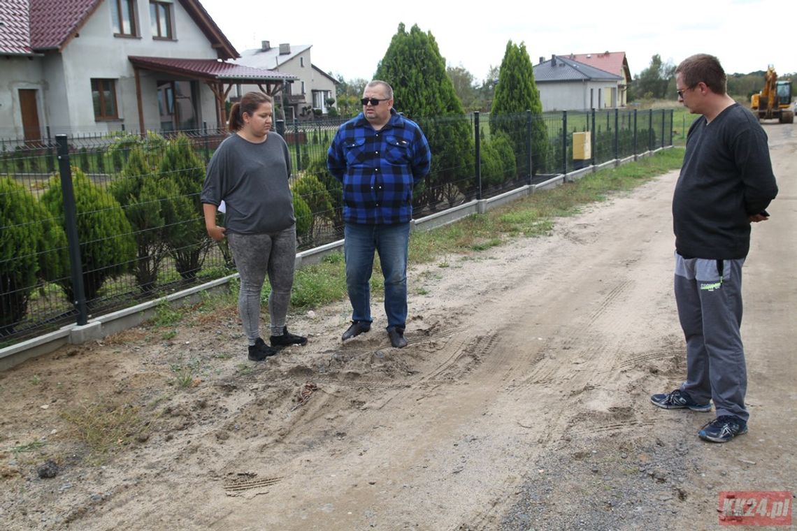 Budowa kanalizacji na ulicy Wyspiańskiego i niezadowoleni mieszkańcy. Dochodzi do konfliktów