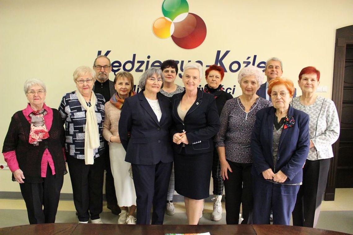 Chcą dbać o potrzeby i komfort starszych mieszkańców Kędzierzyna-Koźla. Nowa Miejska Rada Seniorów rozpoczęła pracę