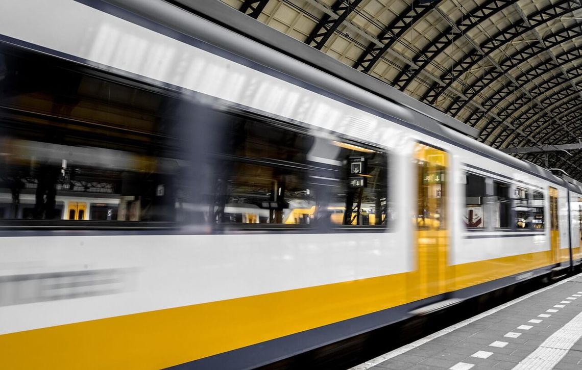 Czysty transport lądowy, wodny i powietrzny - holistyczne podejście do dekarbonizacji