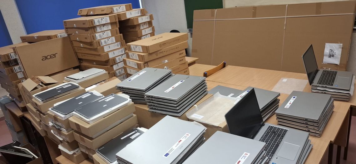 Do 12 kędzierzyńskich podstawówek trafił sprzęt multimedialny o wartości ponad miliona złotych Do 12 kędzierzyńskich podstawówek trafił sprzęt multimedialny o wartości ponad miliona złotych