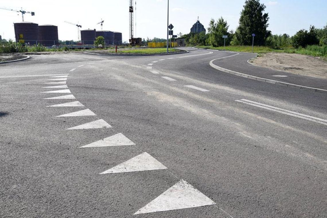 Do portu w Kędzierzynie-Koźlu można już dojechać zupełnie nową drogą. Inwestycja zakończona