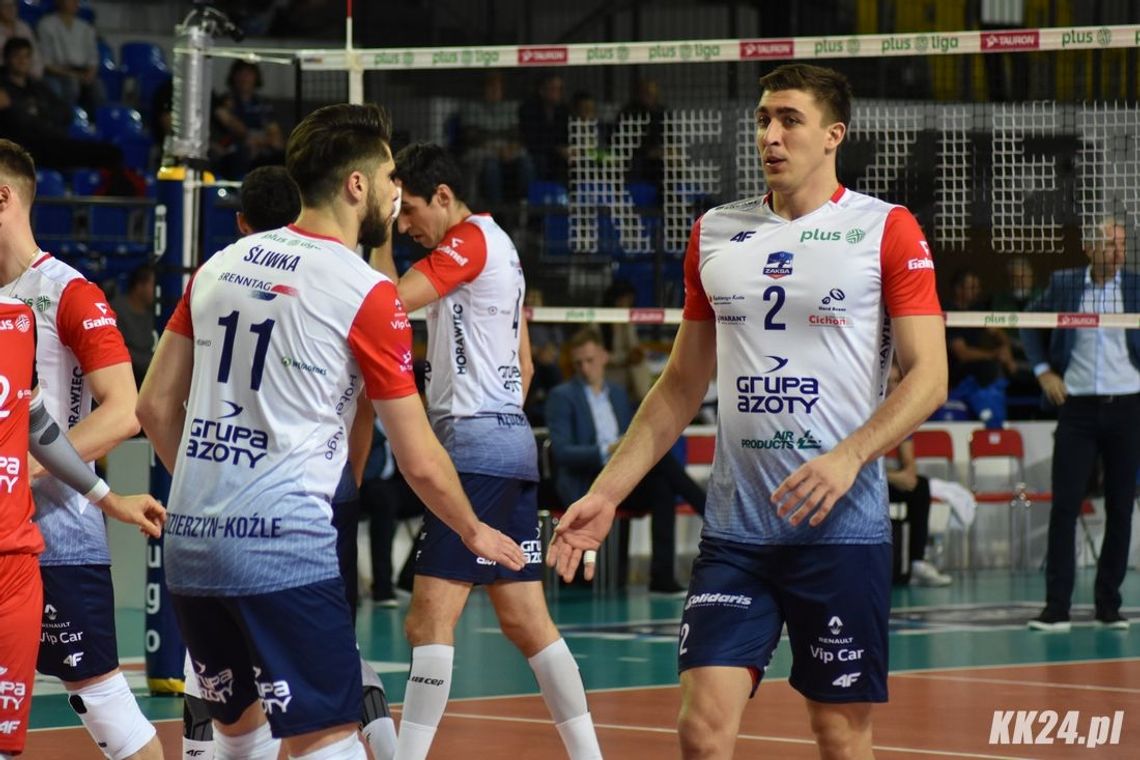 Dochód ze sprzedaży biletów na jutrzejszy mecz Grupy Azoty ZAKSA przekażą na pomoc Ukrainie