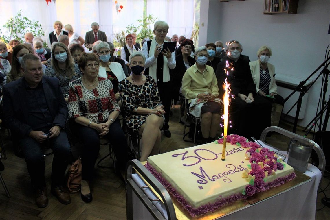 Dom Dziennego Pobytu nr 2 ma już 30 lat! Seniorzy z "Magnolii" świętowali wspólnie z gośćmi