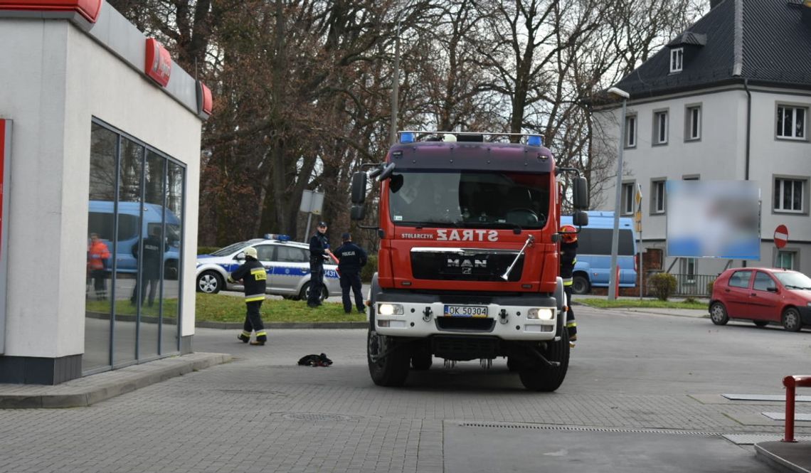 Dramatyczna akcja ratunkowa w Koźlu. Mężczyzna skoczył z mostu do Odry