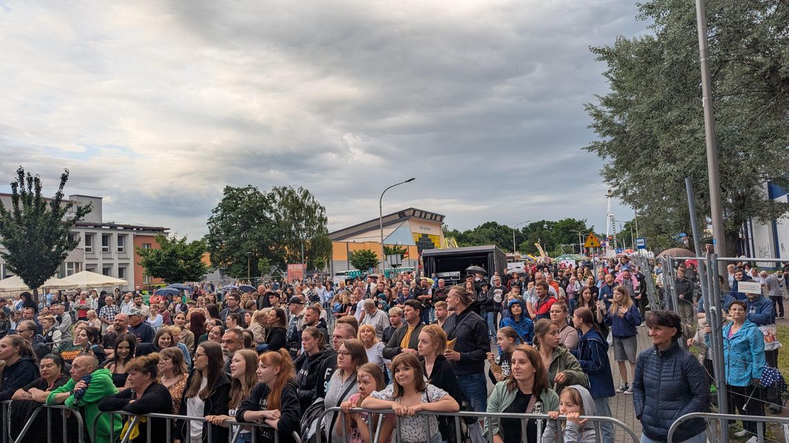 Drugi dzień Dni Miasta trwa! Sound'n'Grace rozgonił deszczowe chmury, mieszkańcy bawią się mimo kapryśnej pogody