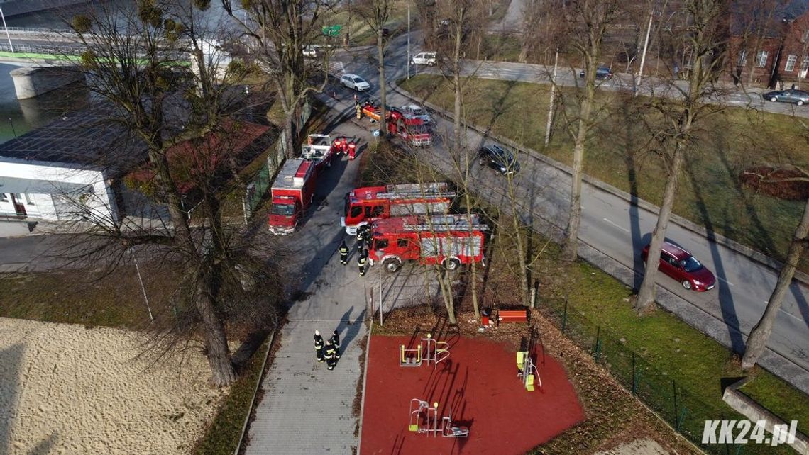 Drugi dzień poszukiwań zaginionej 74-latki. Strażacy przeszukują Odrę. ZDJĘCIA