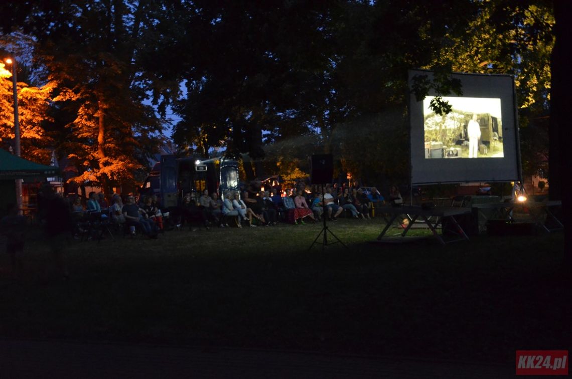 Dziś seans kina plenerowego w Sławięcicach. Na ekranie film "Miłość na przekór wszystkim"