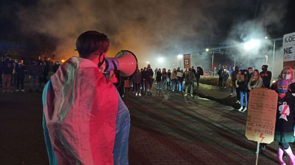 Dzisiejszy protest przeciwko ograniczeniu aborcji dużo mniej liczny i z nową trasą