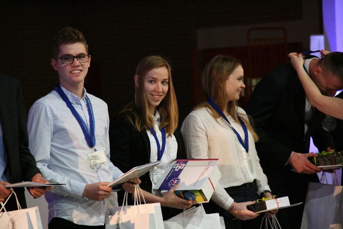 Ekipa uczniów z Kędzierzyna-Koźla trzynasta w kraju na Olimpiadzie Wiedzy i Umiejętności Budowlanych