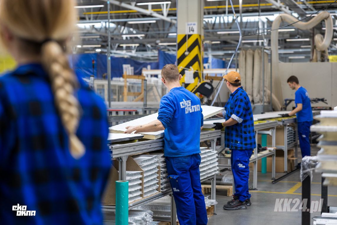 EKO-OKNA oficjalnie o reorganizacji: będą zmiany, ale nie ma mowy o masowych zwolnieniach ani blokowaniu dojazdów