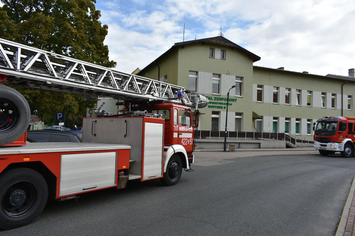 Ewakuacja szpitala w Kędzierzynie-Koźlu. Znaleziono bombę. Wspólne ćwiczenia służb