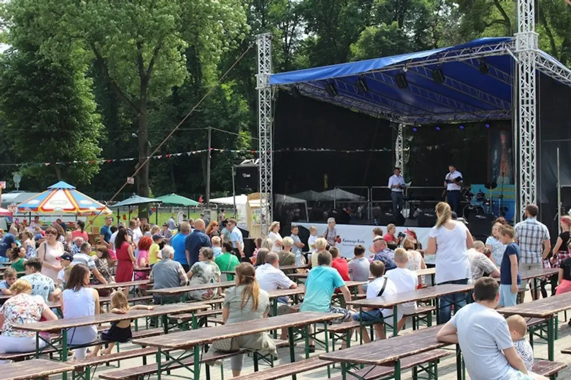 Festyn „Między Nami Osiedlami” już jutro. Na scenie Ewelina Lisowska i mnóstwo atrakcji Festyn „Między Nami Osiedlami” już jutro. Na scenie Ewelina Lisowska i mnóstwo atrakcji