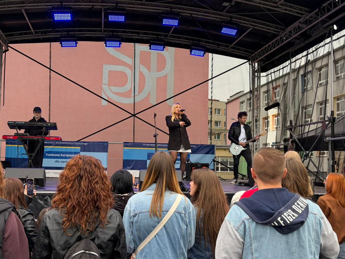Gosia Andrzejewicz zaśpiewała na zakończenie rodzinnego pikniku w Kędzierzynie-Koźlu