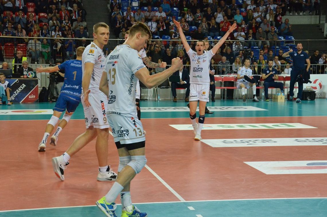 Grupa Azoty ZAKSA gładko ogrywa Czarnych Radom i wraca na fotel lidera PlusLigi