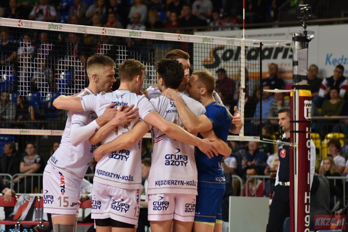 Grupa Azoty ZAKSA kontynuuje zwycięską serię. Mistrzowie Polski ograli Asseco Resovię Rzeszów. ZDJĘCIA