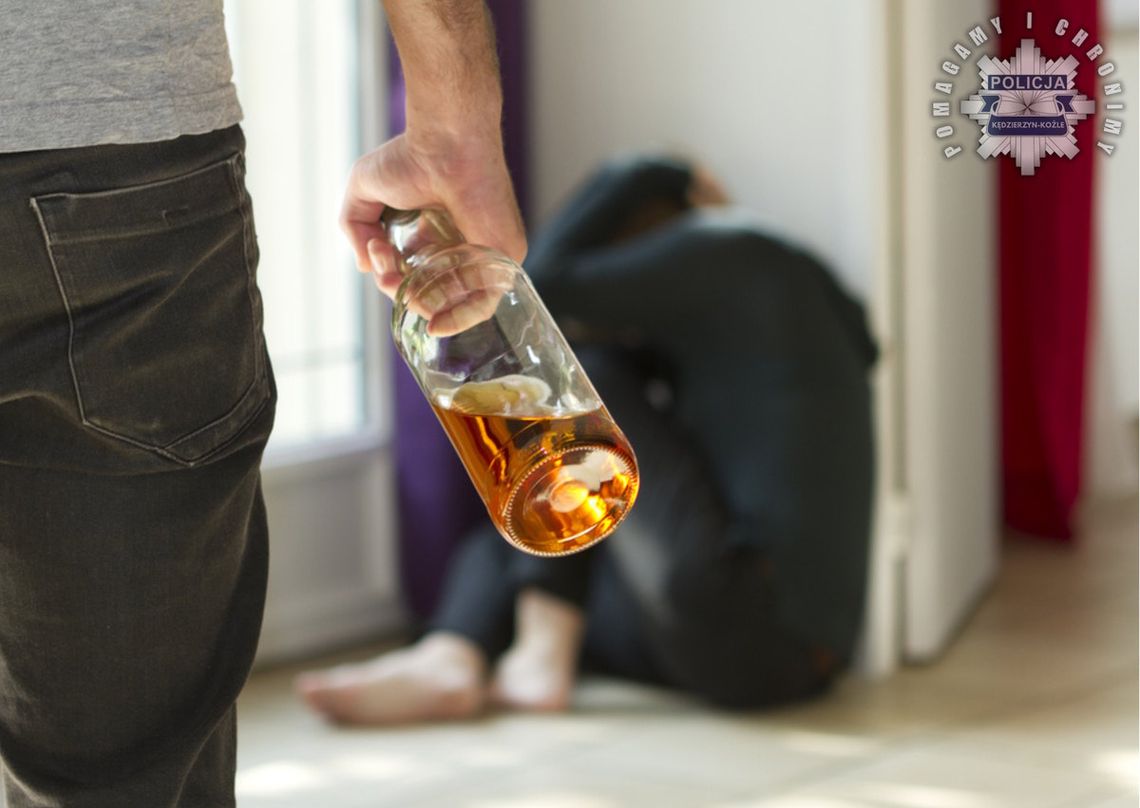 Horror w Kędzierzynie-Koźlu. 26-letni mężczyzna dusił, bił i poniżał swoją ciężarną żonę Horror w Kędzierzynie-Koźlu. 26-letni mężczyzna dusił, bił i poniżał swoją ciężarną żonę