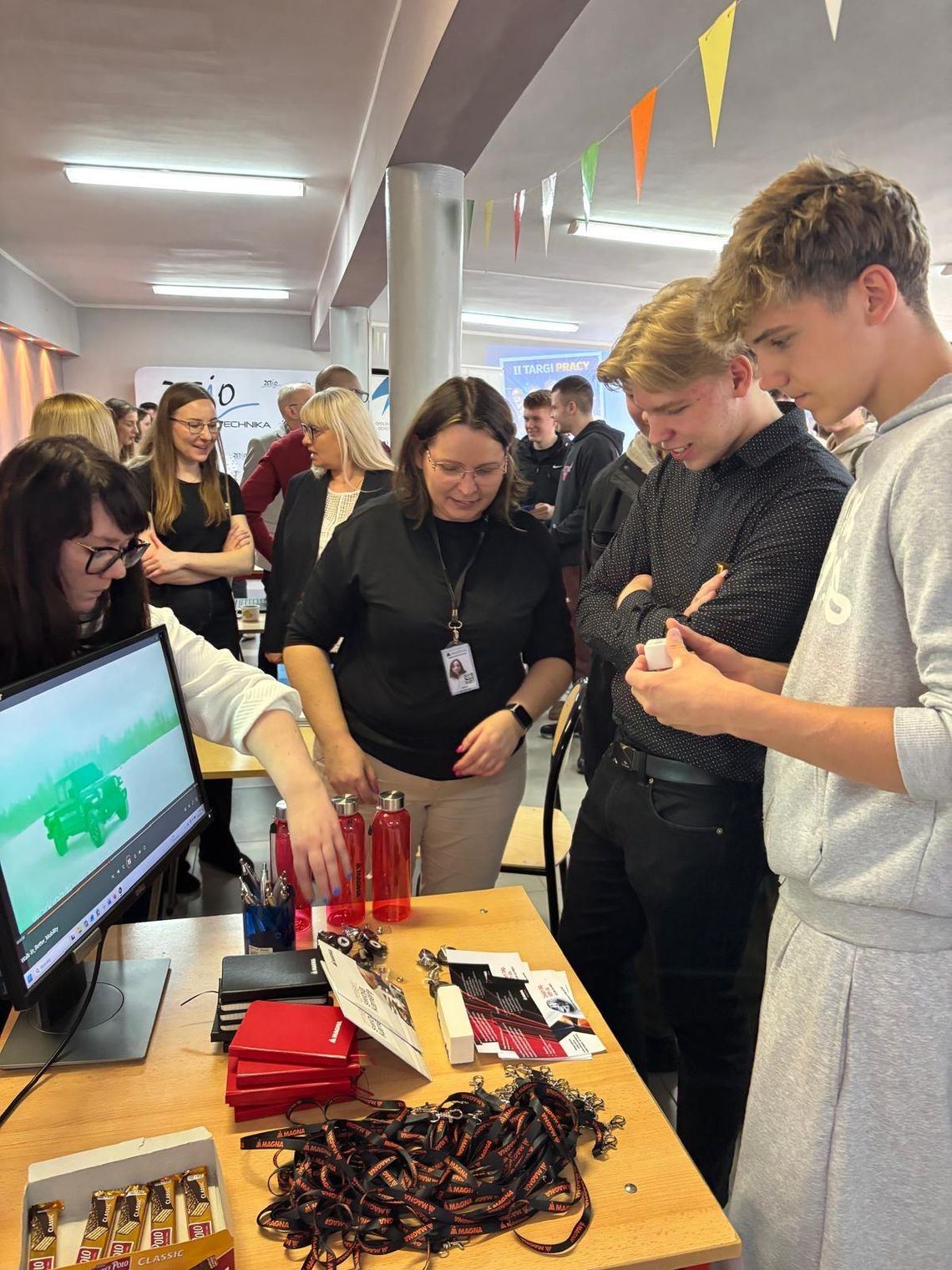 II Targi Pracy w ZSTiO przyciągnęły setki uczniów. Szkoła otwiera drzwi do zawodowej przyszłości