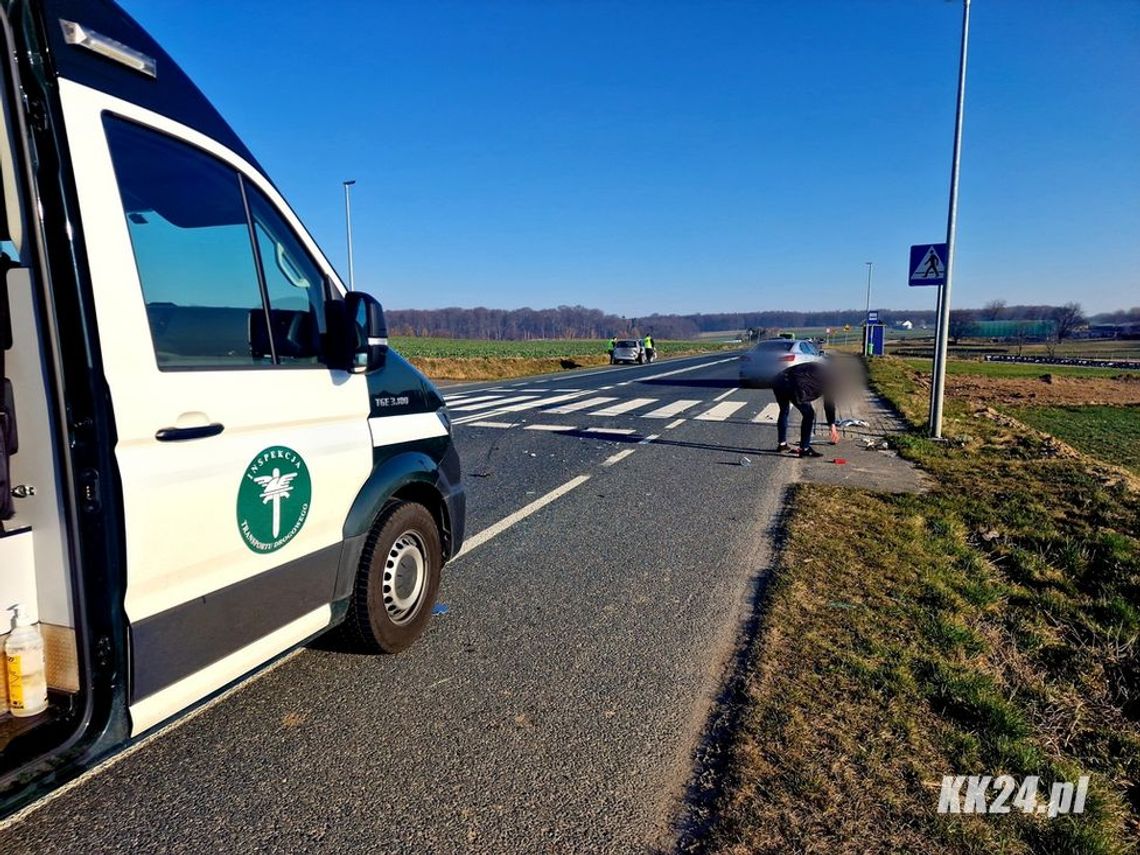 Inspektorzy WITD z Kędzierzyna-Koźla pomogli osobom poszkodowanym w kolizji