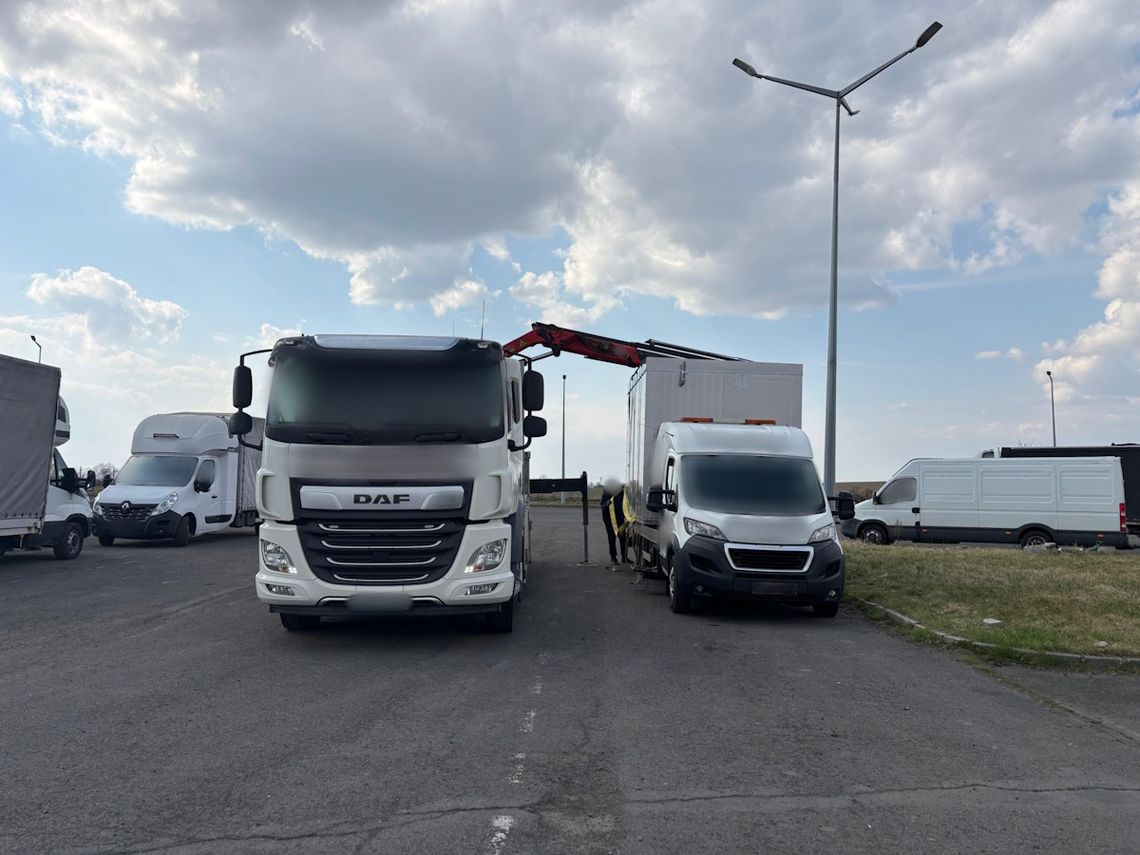 Inspektorzy wzięli busy na celownik. Na 100 skontrolowanych pojazdów aż 70 było przeciążonych Inspektorzy wzięli busy na celownik. Na 100 skontrolowanych pojazdów aż 70 było przeciążonych