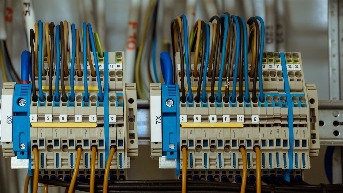 Instalacja elektryczna a świadectwo energetyczne – jak uniknąć błędów w dokumentacji