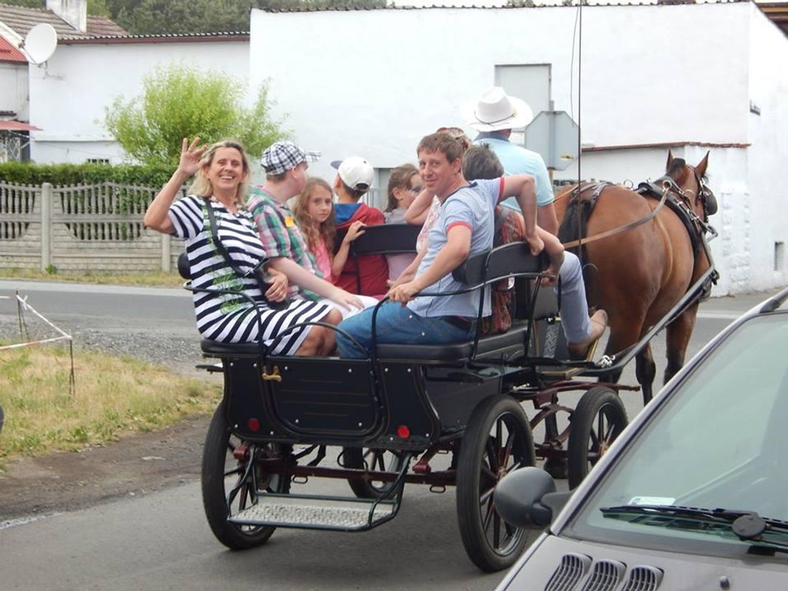 Integracyjny Dzień Dziecka i Matki w Miejscu Kłodnickim. ZDJĘCIA