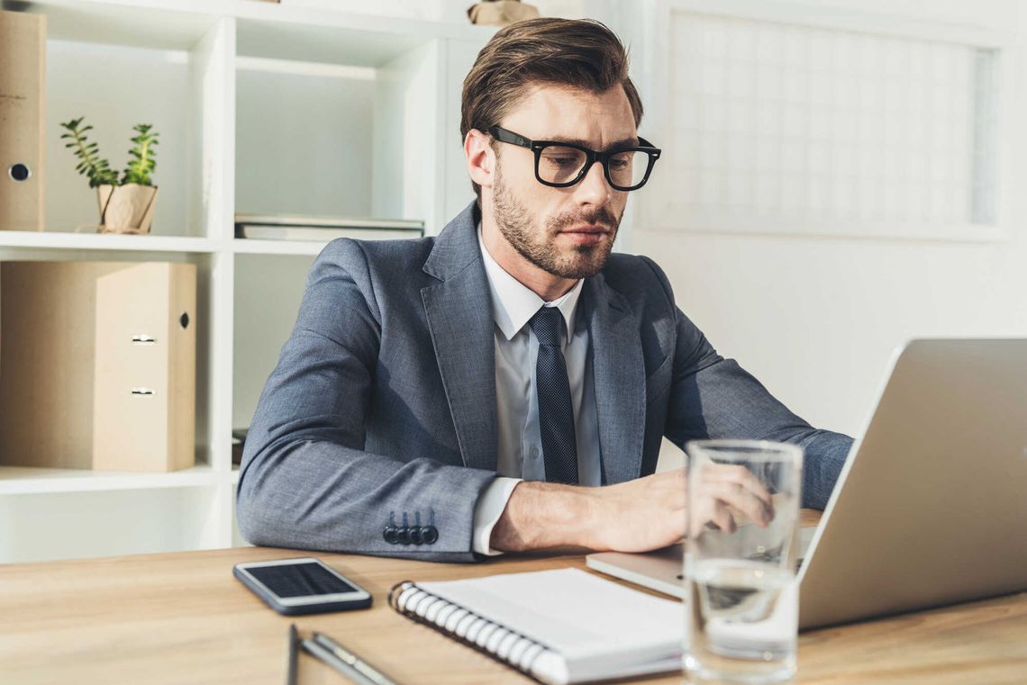 Jak dbać o swoją sprawność fizyczną w dobie pracy siedzącej?