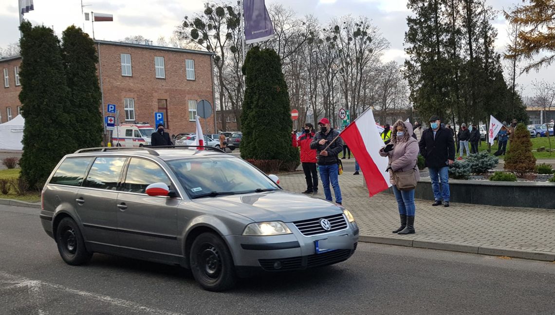 Jest porozumienie zarządu ZAK ze związkowcami. Podano średnią kwotę, która trafi do pracowników