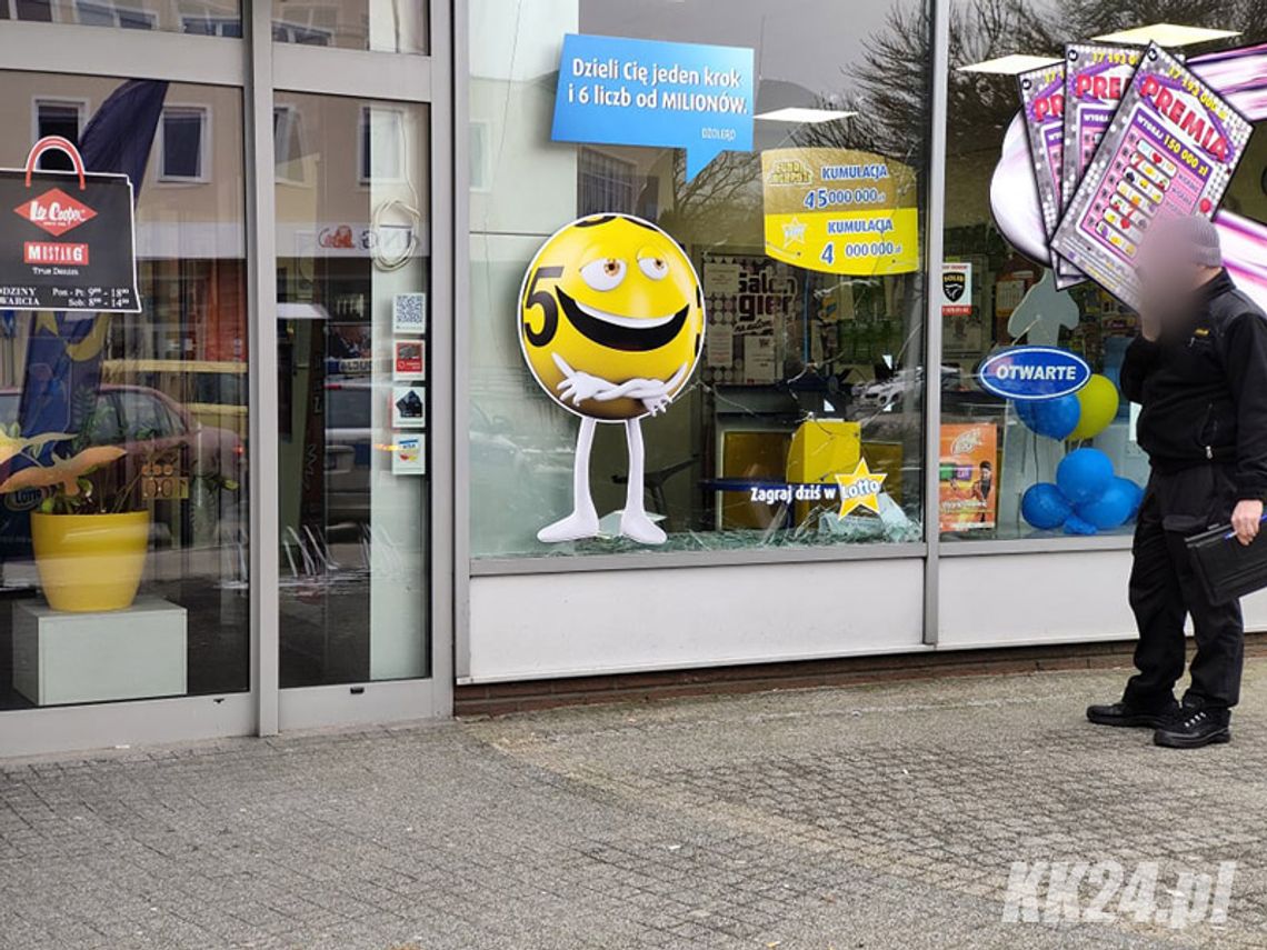 Jest rysopis sprawcy napadu na kolekturę w Kędzierzynie-Koźlu. Wiadomo też, w którą stronę uciekł