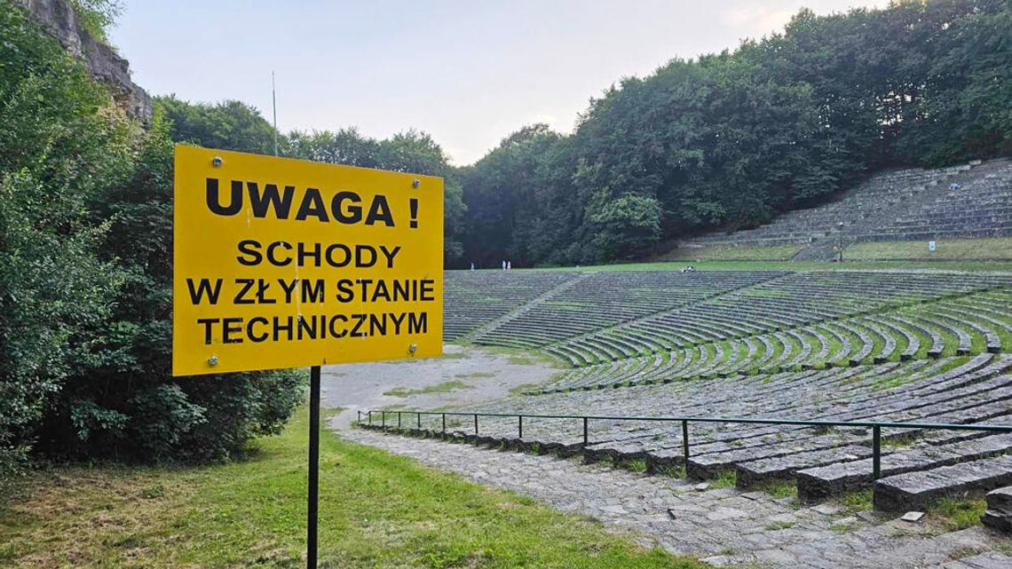 Jeszcze w tym roku teren amfiteatru na Górze Świętej Anny ma zostać uporządkowany. Sprawą zajął się poseł Paweł Masełko