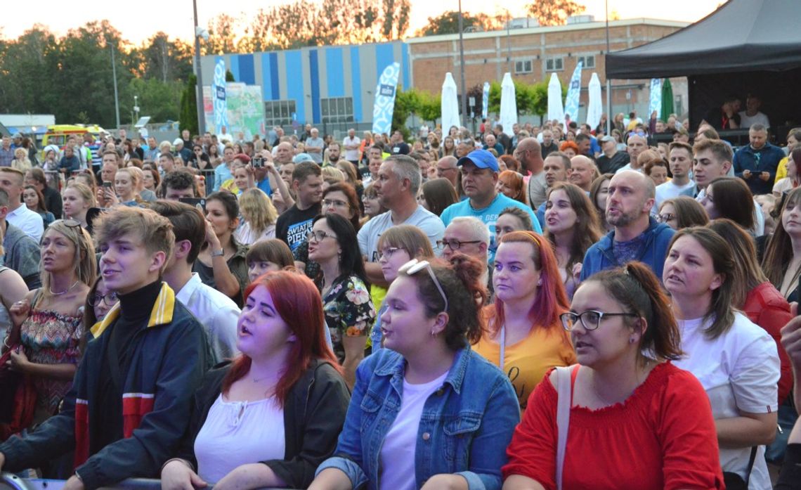 Jula i Myslovitz wystąpili w Azotach. Koncerty na zakończenie pikniku rodzinnego ZAK. ZDJĘCIA