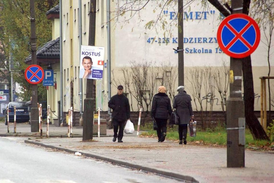 Kandydaci nie chcą po sobie sprzątać, więc robi to miasto. Czy posypią się kary?