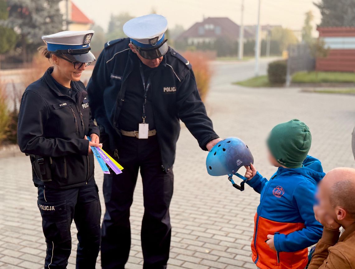 Kaski, odblaski i kontrole na drogach. Policja podsumowała działania NURD Kaski, odblaski i kontrole na drogach. Policja podsumowała działania NURD