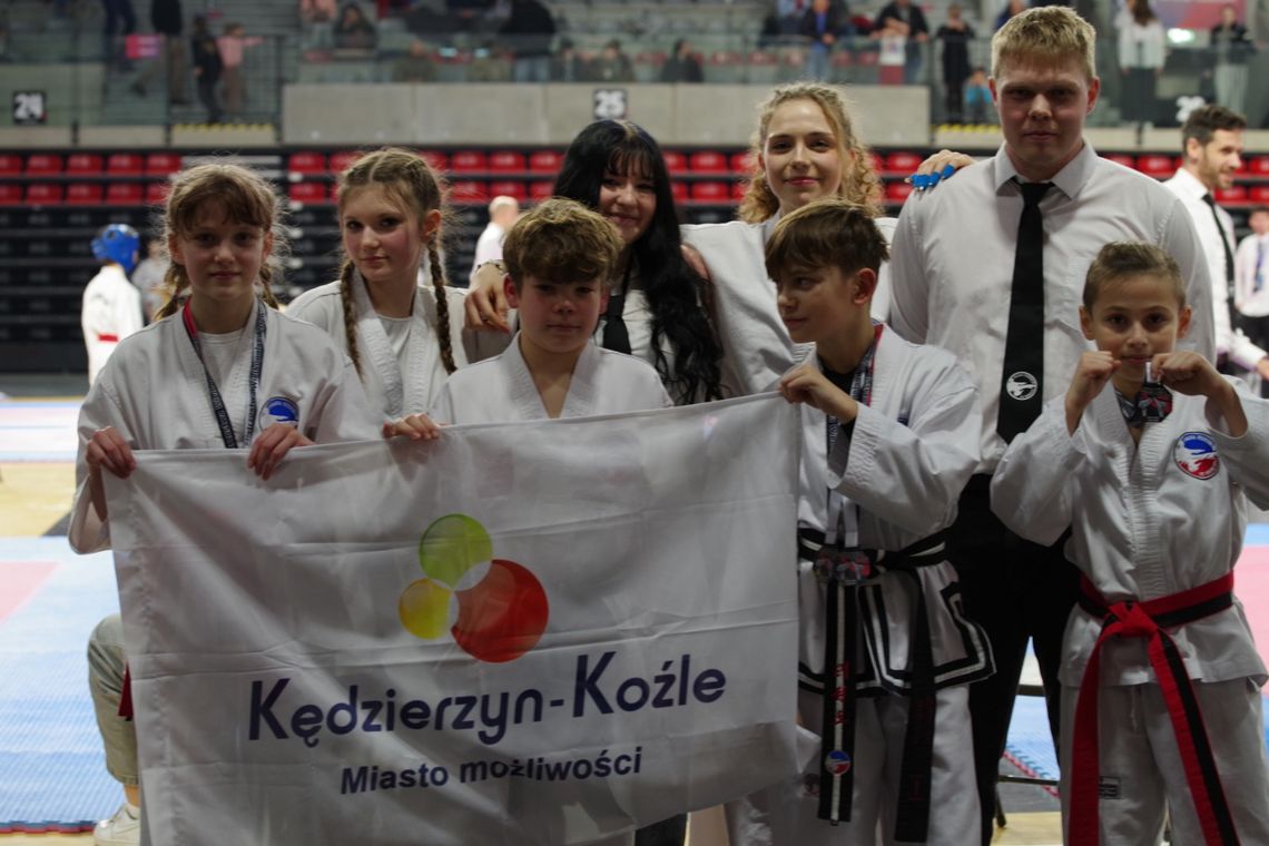Kędzierzynianie wywalczyli medale Międzywojewódzkich Mistrzostw Wielkopolski w Taekwon-do. ZDJĘCIA