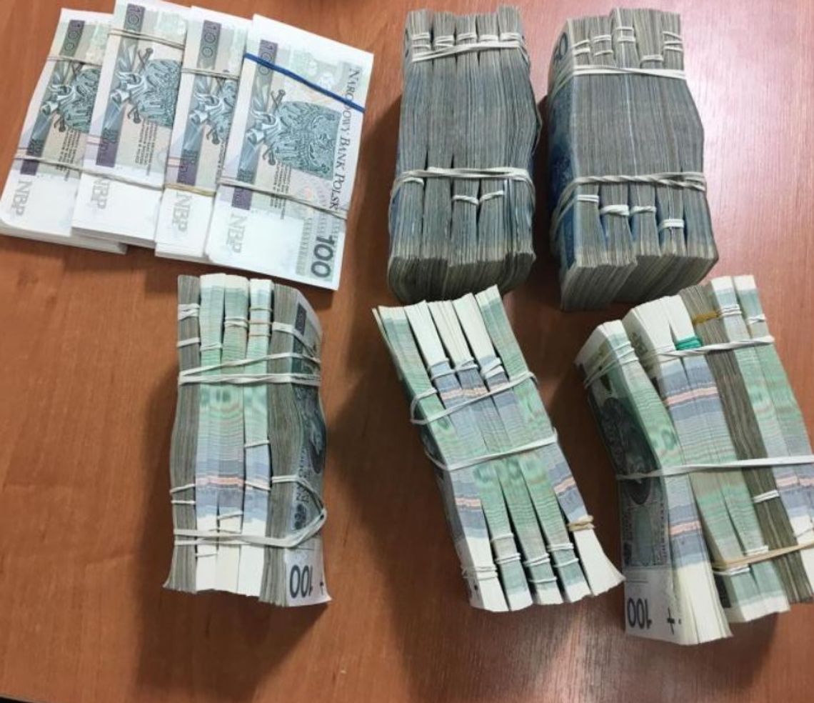 Kędzierzynianin oszukany na kilkaset tysięcy złotych! Stracił majątek na inwestycjach w kryptowaluty