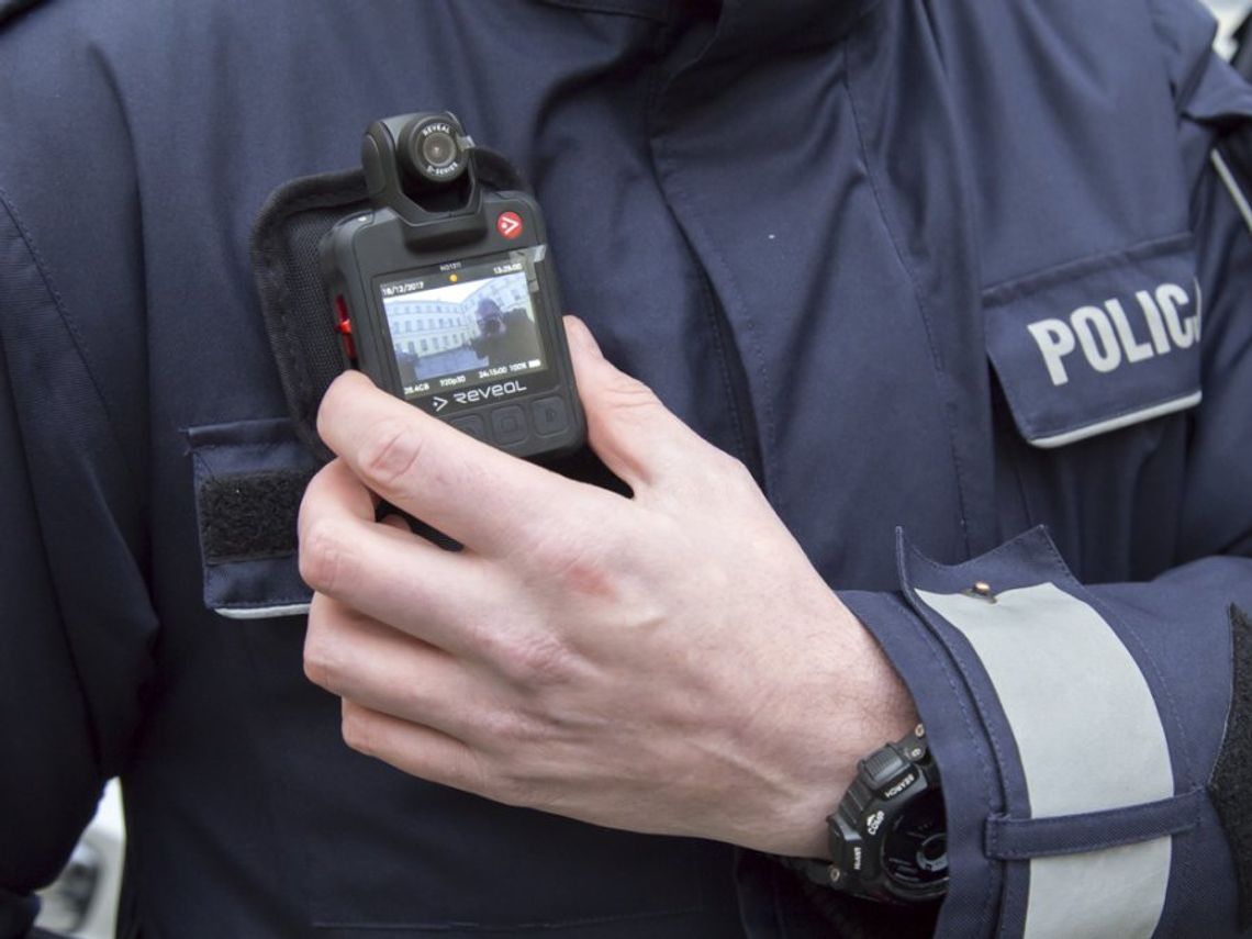 Kędzierzyńscy policjanci będą nagrywać interwencje. Formacja pozyska kamery nasobne