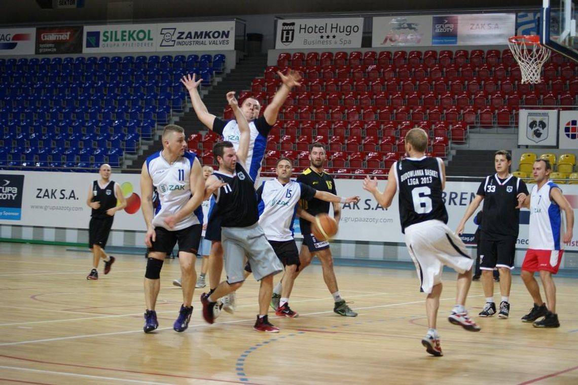 KK Basket zwycięzcą miejskiej ligi amatorów w koszykówce. ZDJĘCIA