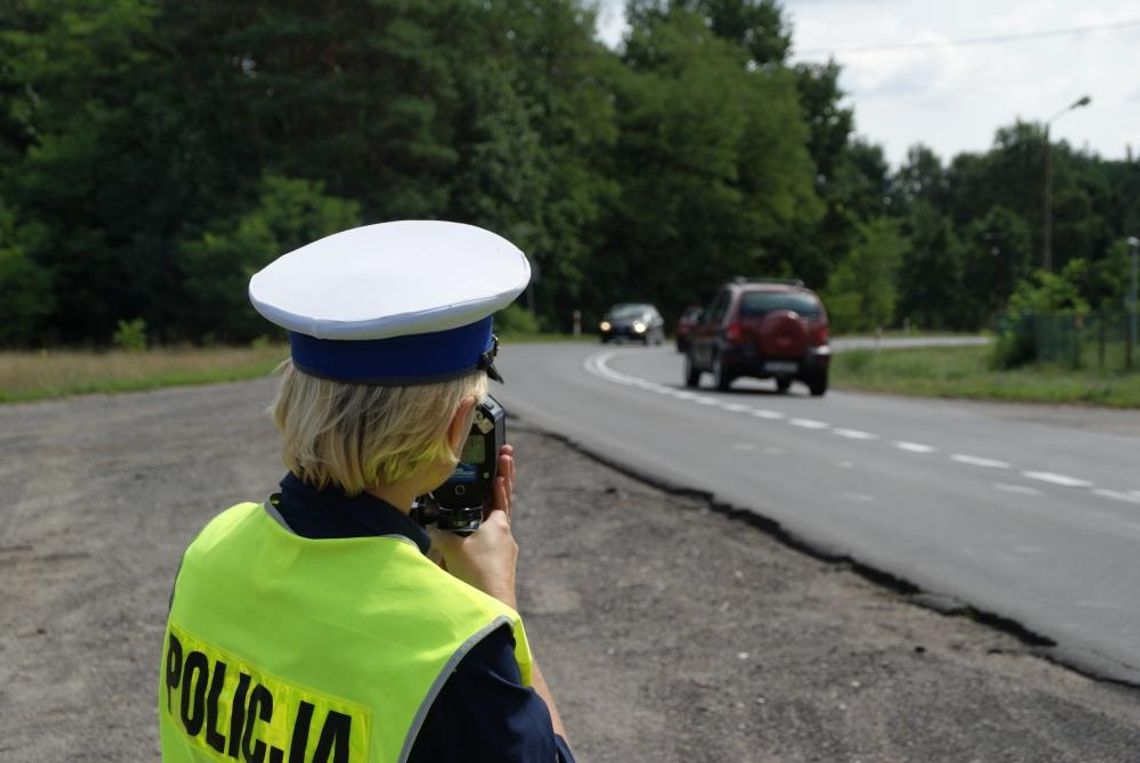 Kolejna akcja kędzierzyńskiej drogówki. Policjanci ukarali mandatami 23 kierowców