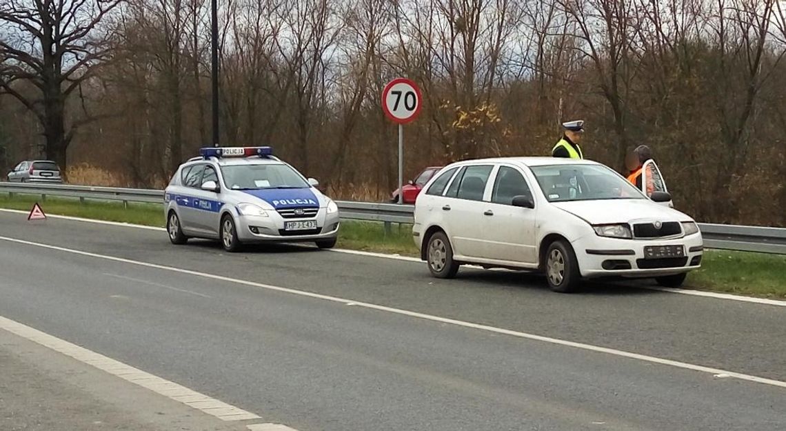 Kolizja na obwodnicy Kędzierzyna-Koźla. Skoda najechała na tył audi